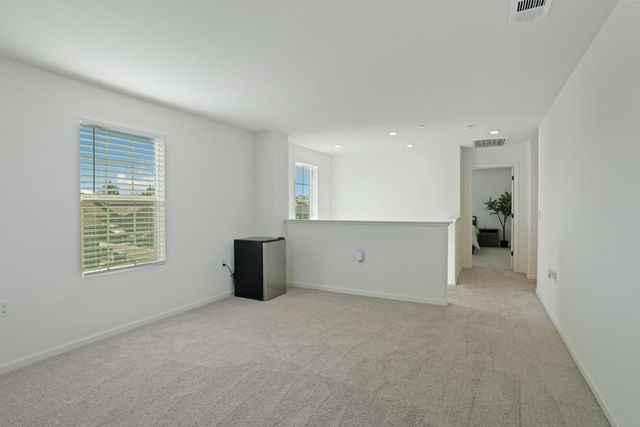 1601 Redhaven Pl, Hughson, CA 95326