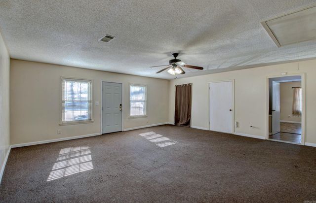 6009 S Cedar Street, Pine Bluff, AR 71603