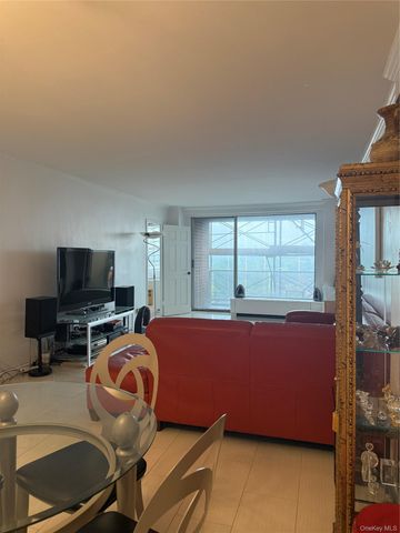 61-20 Grand Central Parkway B 1101, Forest Hills, NY 11375