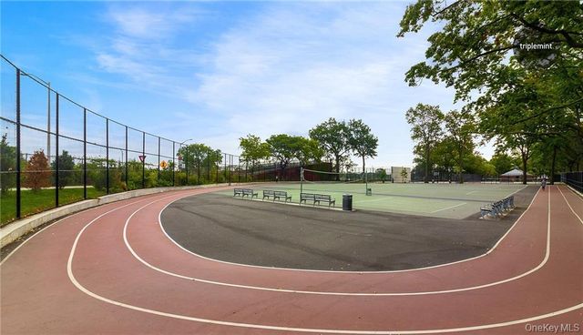 61-20 Grand Central Parkway B 1101, Forest Hills, NY 11375