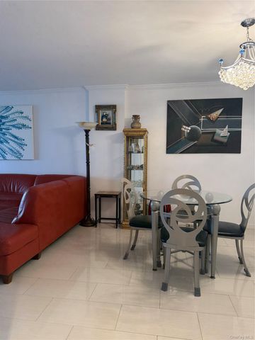 61-20 Grand Central Parkway B 1101, Forest Hills, NY 11375
