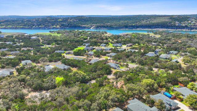 21608 Orlando CV, Lago Vista, TX 78645