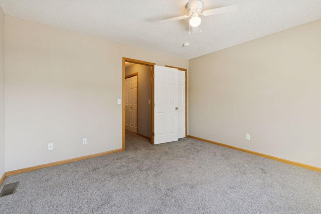 20530 Erin Court 31, Farmington, MN 55024