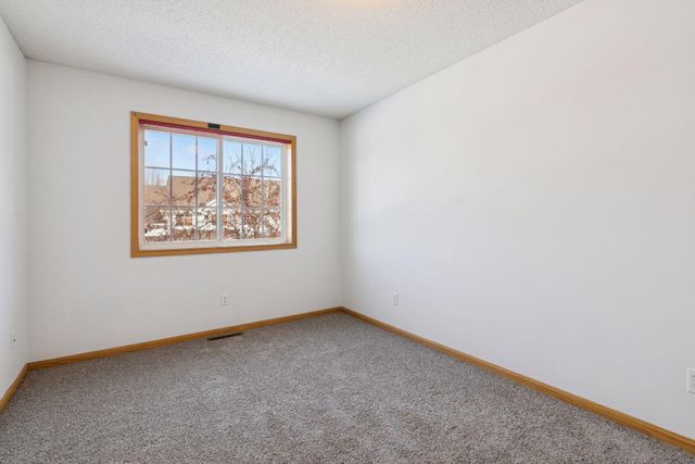 20530 Erin Court 31, Farmington, MN 55024