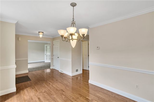 226 Coachside Dr, North Strabane, PA 15301