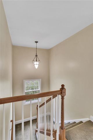 226 Coachside Dr, North Strabane, PA 15301