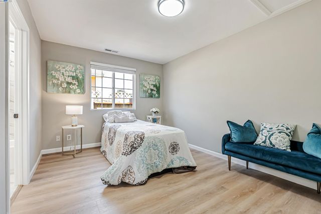 1111 Stonington Ave, San Pablo, CA 94806