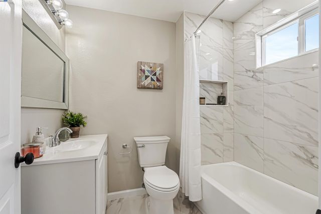 1111 Stonington Ave, San Pablo, CA 94806