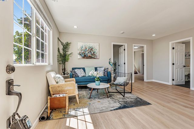 1111 Stonington Ave, San Pablo, CA 94806