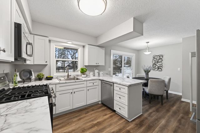 907 40th Lane, Anoka, MN 55303