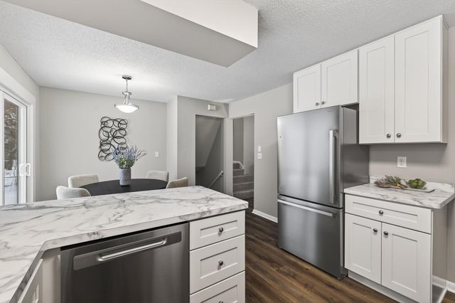 907 40th Lane, Anoka, MN 55303