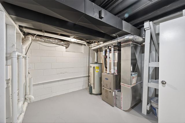 907 40th Lane, Anoka, MN 55303