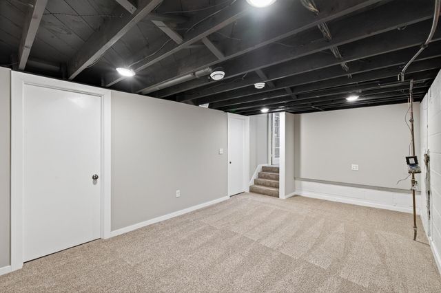 907 40th Lane, Anoka, MN 55303