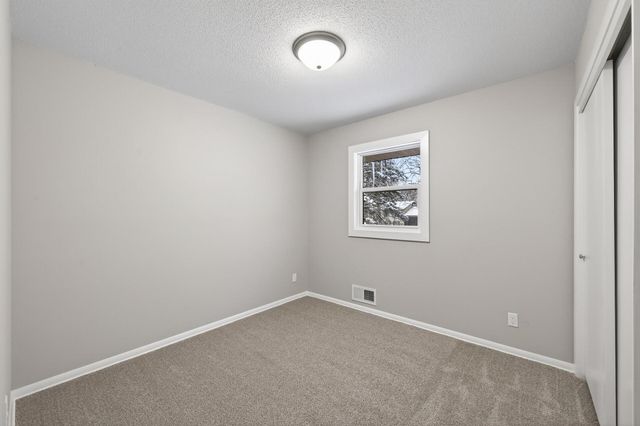 907 40th Lane, Anoka, MN 55303