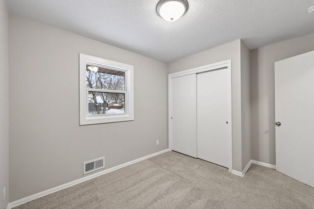 907 40th Lane, Anoka, MN 55303