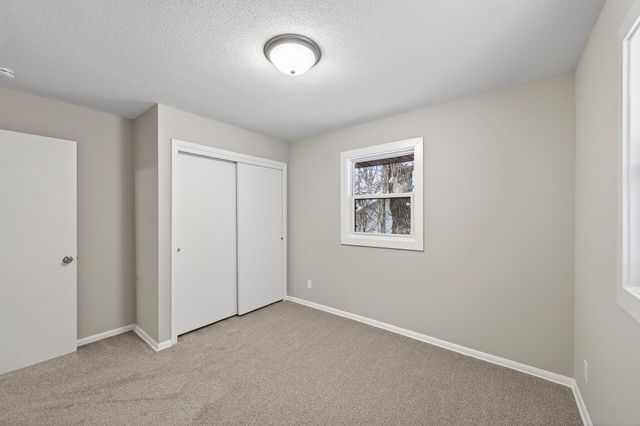 907 40th Lane, Anoka, MN 55303