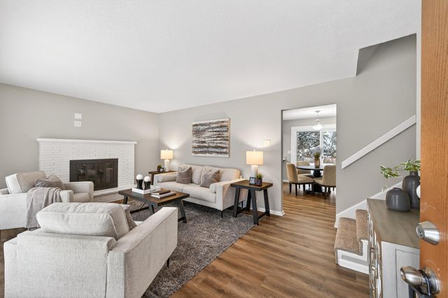 907 40th Lane, Anoka, MN 55303