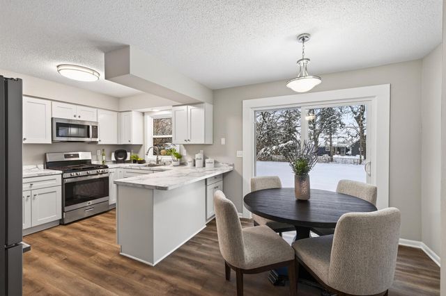 907 40th Lane, Anoka, MN 55303