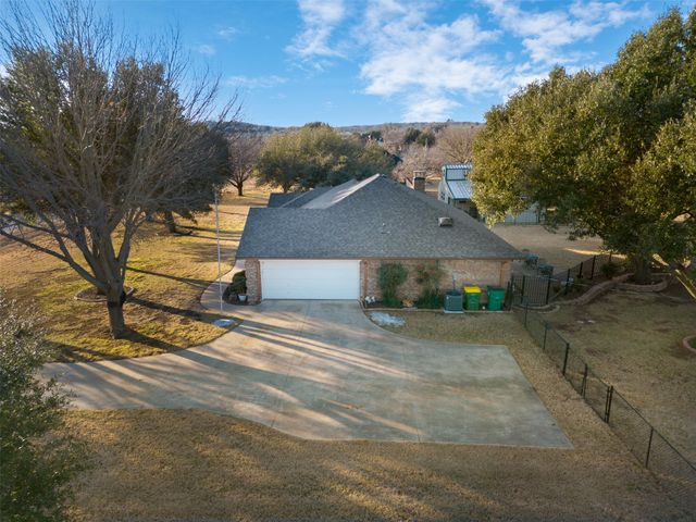 1716 Dove Lane, Crowley, TX 76036