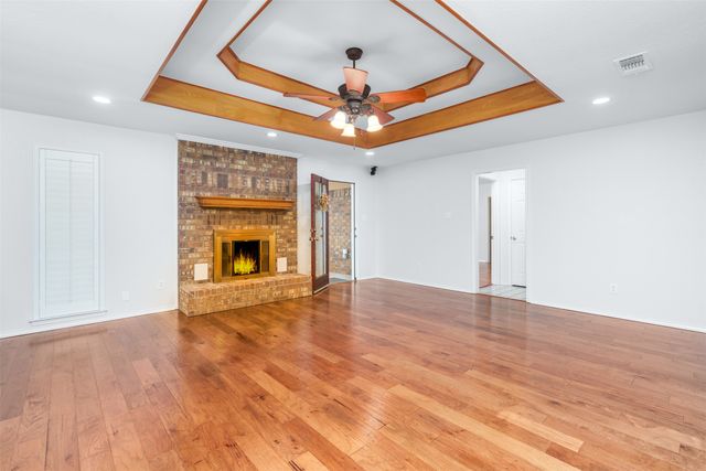 1716 Dove Lane, Crowley, TX 76036