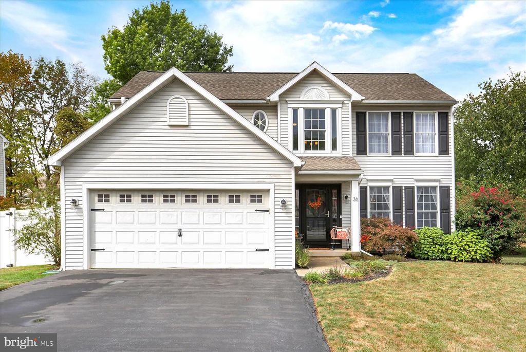 36 MONARCH LANE, Mechanicsburg, PA 17050