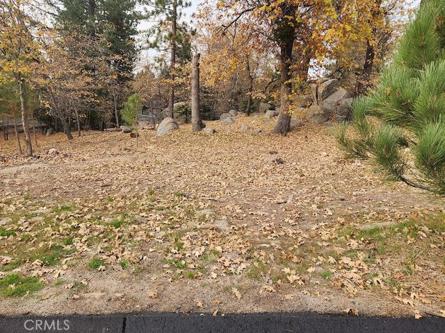 32240 Whisper, Running Springs, CA 92382