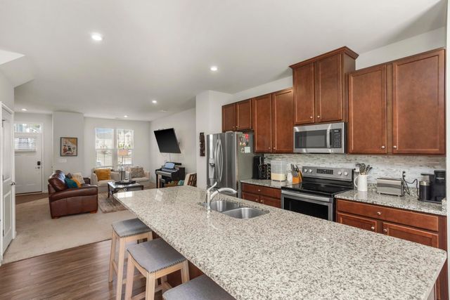 4316 Summercrest Blvd Unit 904, Antioch, TN 37013