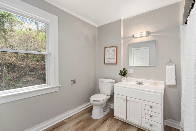 7504 Brighton Rd, Ben Avon, PA 15202