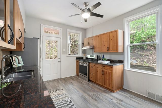 7504 Brighton Rd, Ben Avon, PA 15202