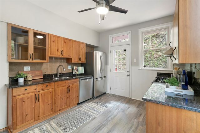 7504 Brighton Rd, Ben Avon, PA 15202