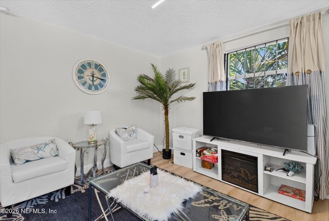 2328 W 10TH Street, Jacksonville, FL 32209