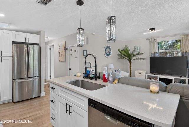 2328 W 10TH Street, Jacksonville, FL 32209
