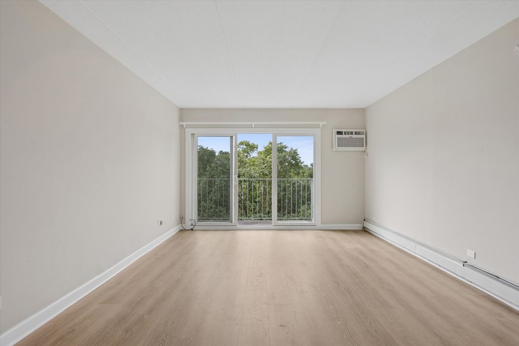 5125 BLODGETT Avenue 507, Downers Grove, IL 60515 — photo 3