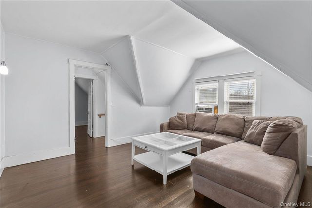 7 Oak Avenue, Tuckahoe, NY 10707