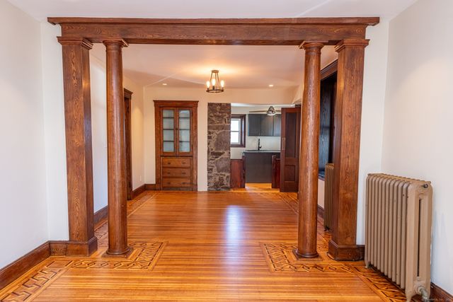 37 East Pearl Street, New Haven, CT 06513