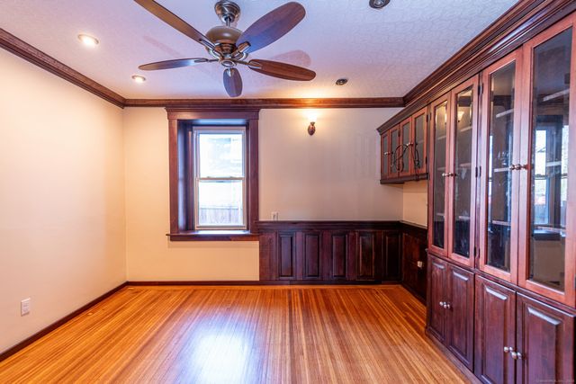 37 East Pearl Street, New Haven, CT 06513