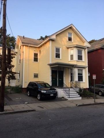21 Kelly Rd 1, Cambridge, MA 02139