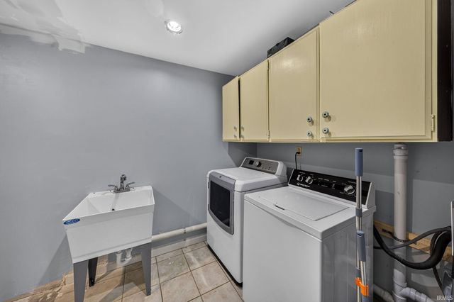 15685 Winding Brook Drive, Mishawaka, IN 46545