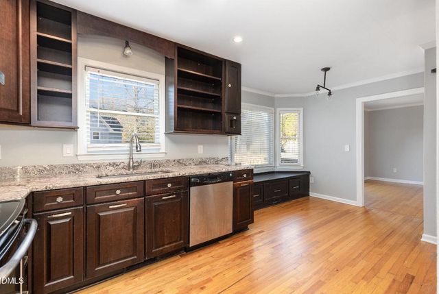 2208 White Oak Circle, Clayton, NC 27520