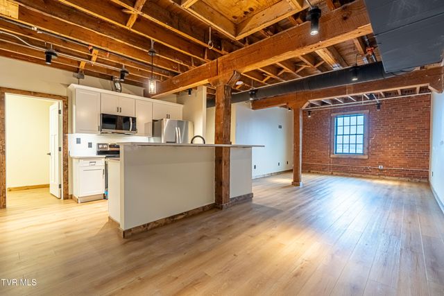 453 East Main Street 600, Kingsport, TN 37660