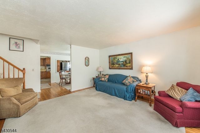 341 Lake Shore Dr, Parsippany-troy Hills Twp., NJ 07034