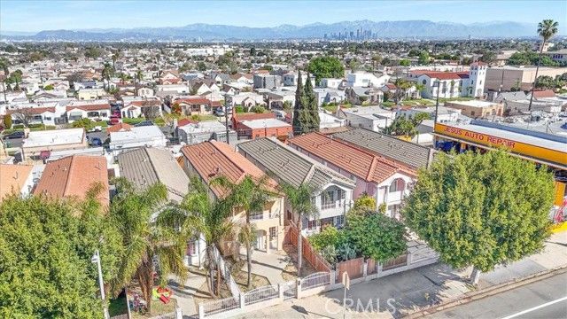 2039 W Florence, Los Angeles, CA 90047