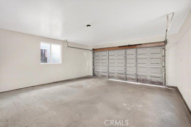 2039 W Florence, Los Angeles, CA 90047