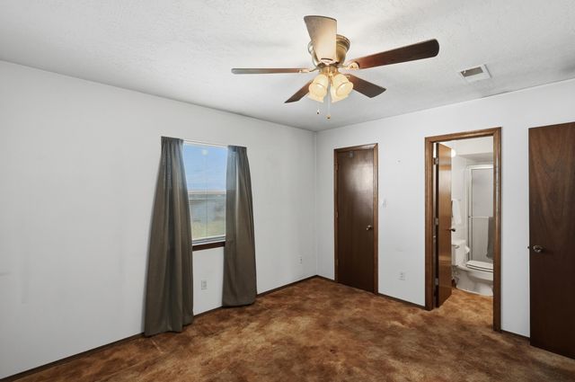 2600 Eastridge Drive NE, Albuquerque, NM 87112