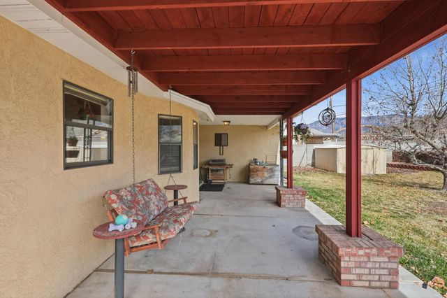 2600 Eastridge Drive NE, Albuquerque, NM 87112