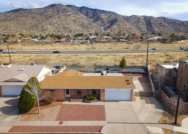 2600 Eastridge Drive NE, Albuquerque, NM 87112