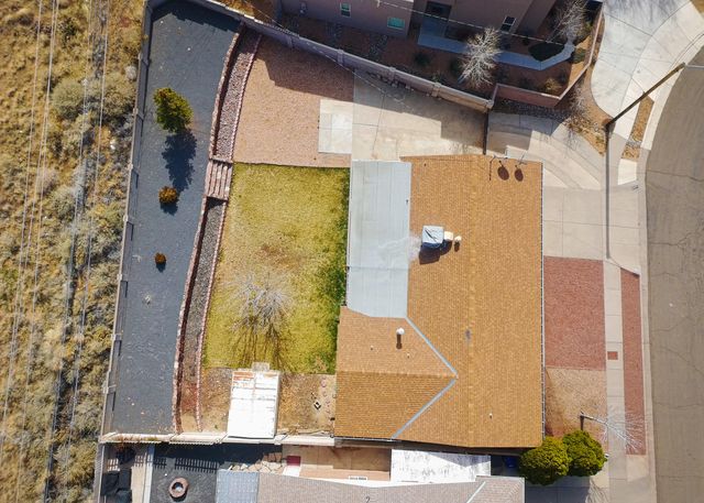 2600 Eastridge Drive NE, Albuquerque, NM 87112