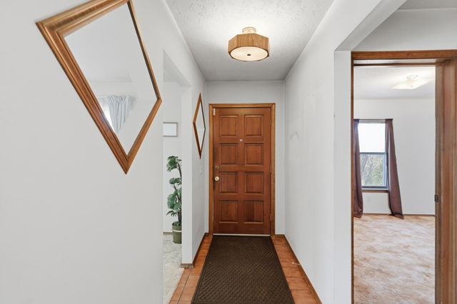 2600 Eastridge Drive NE, Albuquerque, NM 87112