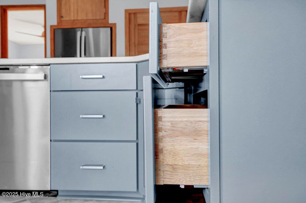 Image 22 of property listing at 50 S Oak Drive, Surf City, NC 28445