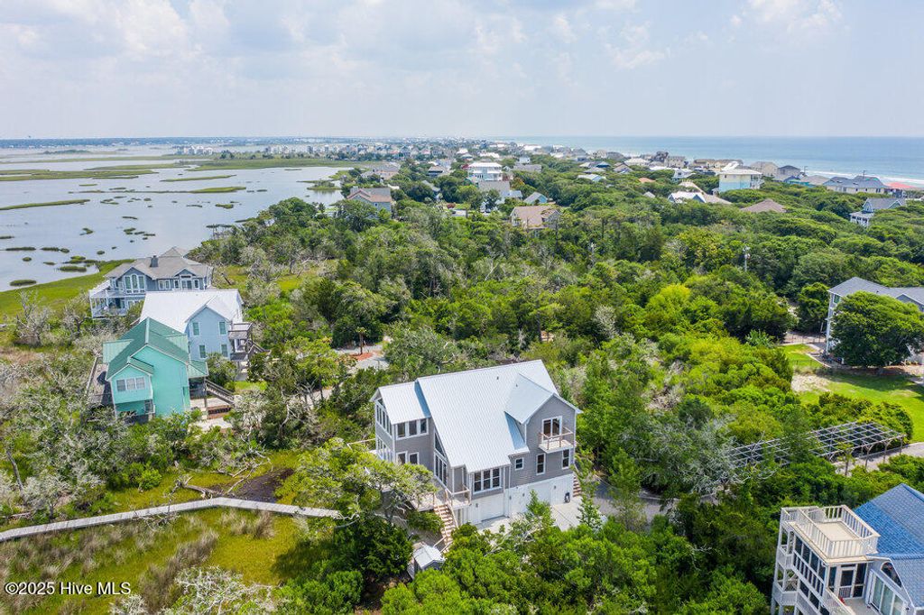 Image 60 of property listing at 50 S Oak Drive, Surf City, NC 28445